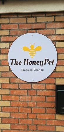 The HoneyPot Cafe